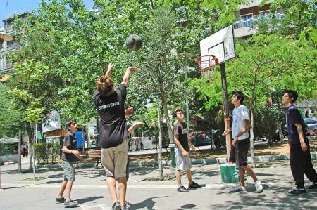 Ικανοποίηση Τόσκα για την επιχείρηση στα Εξάρχεια