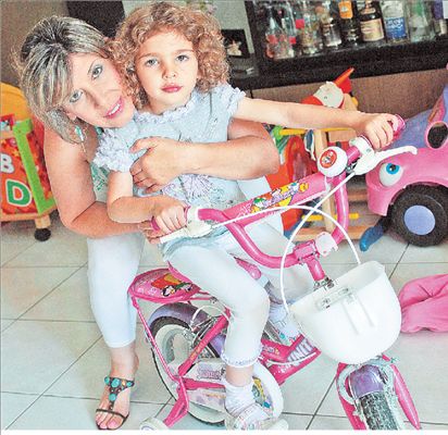 <b>Μαμά ετών 40!</b>Μόρφωση, σπουδές, καριέρα και οικονομική αποκατάσταση οι προτεραιότητες των περισσότερων Ελληνίδων που καθυστερούν να τεκνοποιήσουν