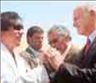 <b>O Πρωθυπουργός στη Λιβύη</b></b> Κουσκούς και  συμφωνίες  στη σκηνή του Καντάφι | tovima.gr