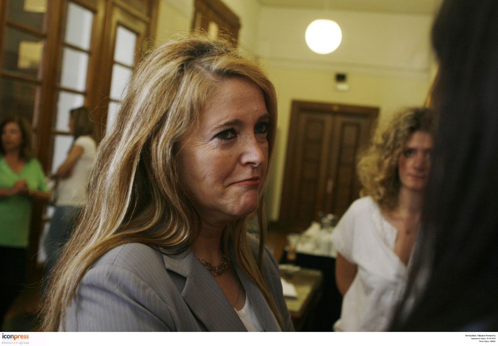 Αγνωστος επιτέθηκε στην πρώην γραμματέα του Χριστοφοράκου