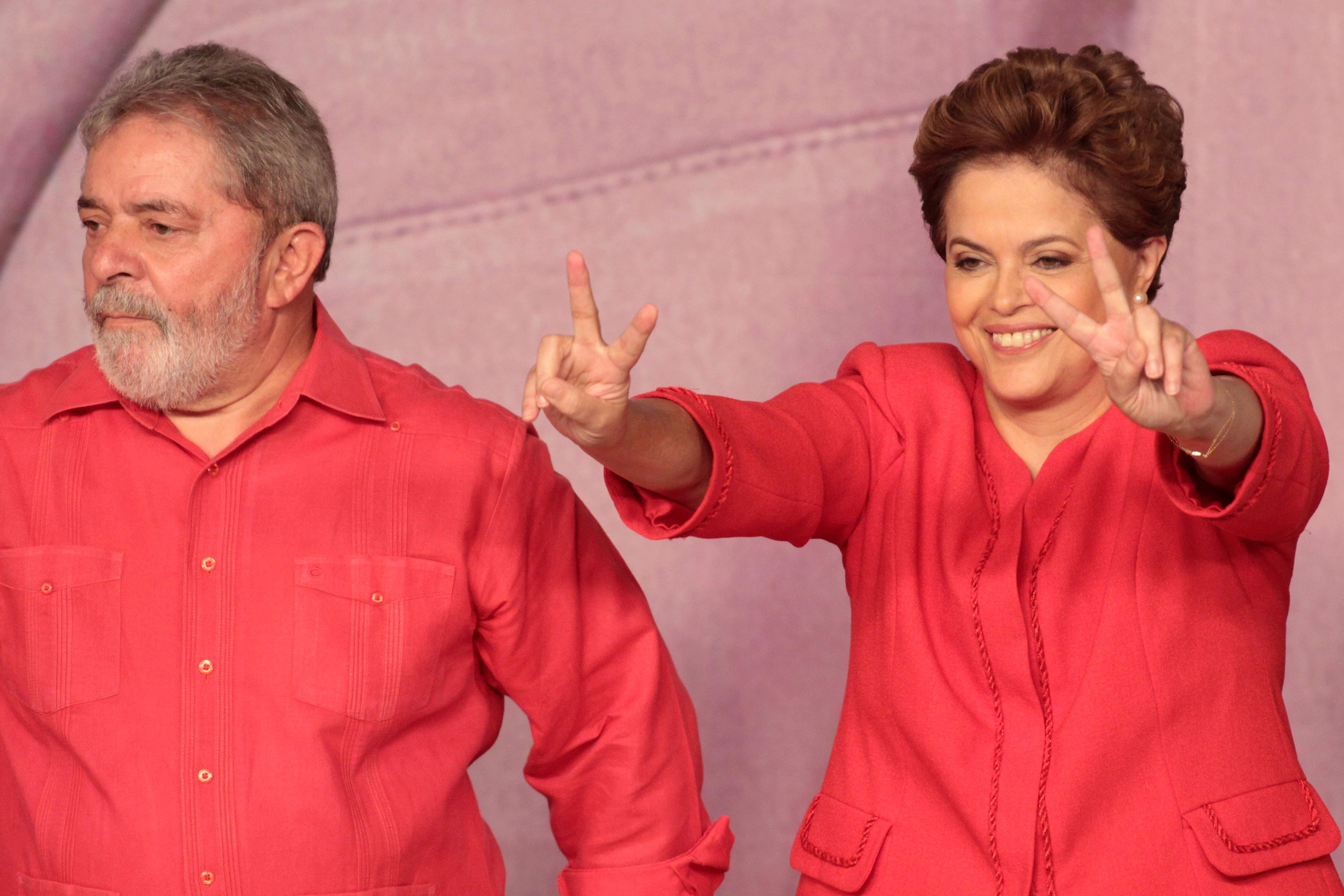 Βραζιλία: «Μπροστά» η Ρουσέφ αλλά δε θα ξεπεράσει το 50%