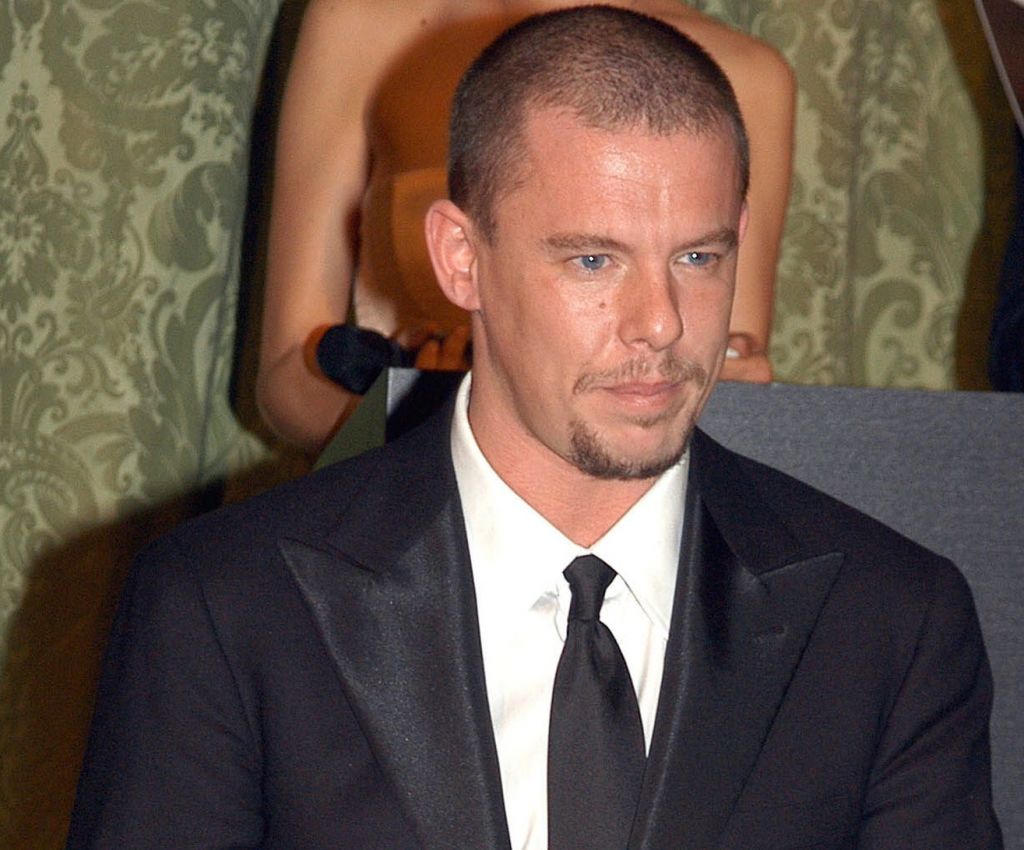 Σκορπίστηκε στις Εβρίδες η τέφρα του Αλεξάντερ Μακούιν