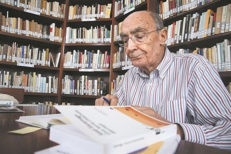 Ο Σαραμάγκου συναντά τον Πεσόα