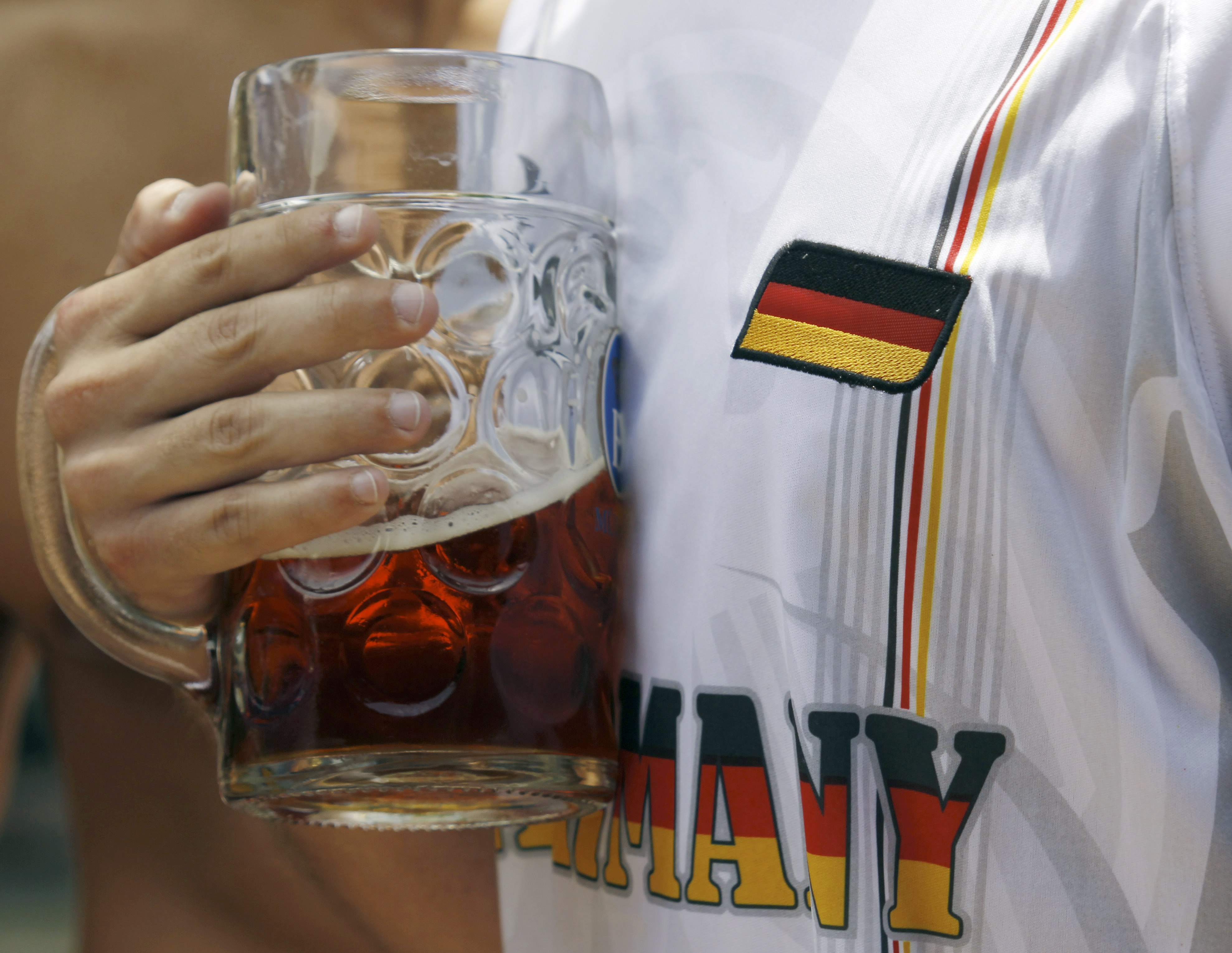 Δύο στους τρεις Γερμανούς θέλουν περισσότερη Ευρώπη, αλλά δεν την πιστεύουν