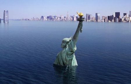 Η Ανταρκτική λιώνει και πλημμυρίζει τη Γη