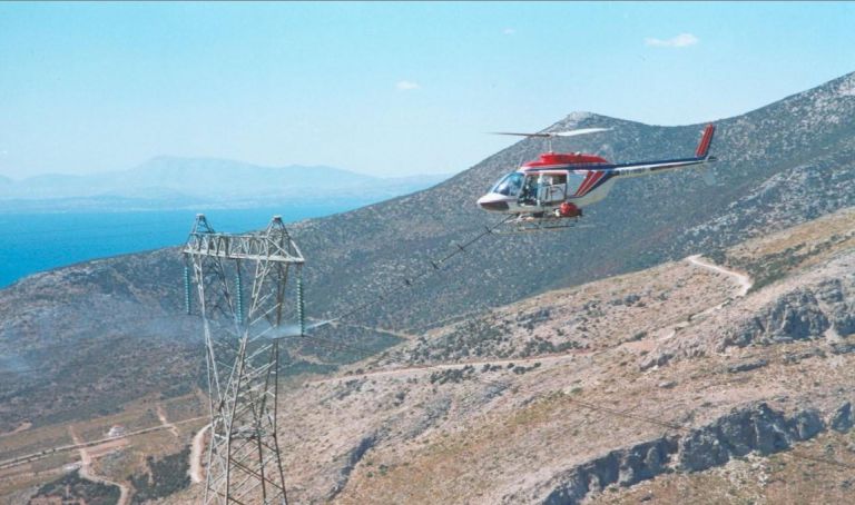 Kατέπεσε μισθωμένο ελικόπτερο  από τη ΔΕΗ | tovima.gr