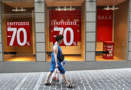 ΕΣΕΕ: Πτώση €1,33 δισ. στον καλοκαιρινό τζίρο του εμπορίου