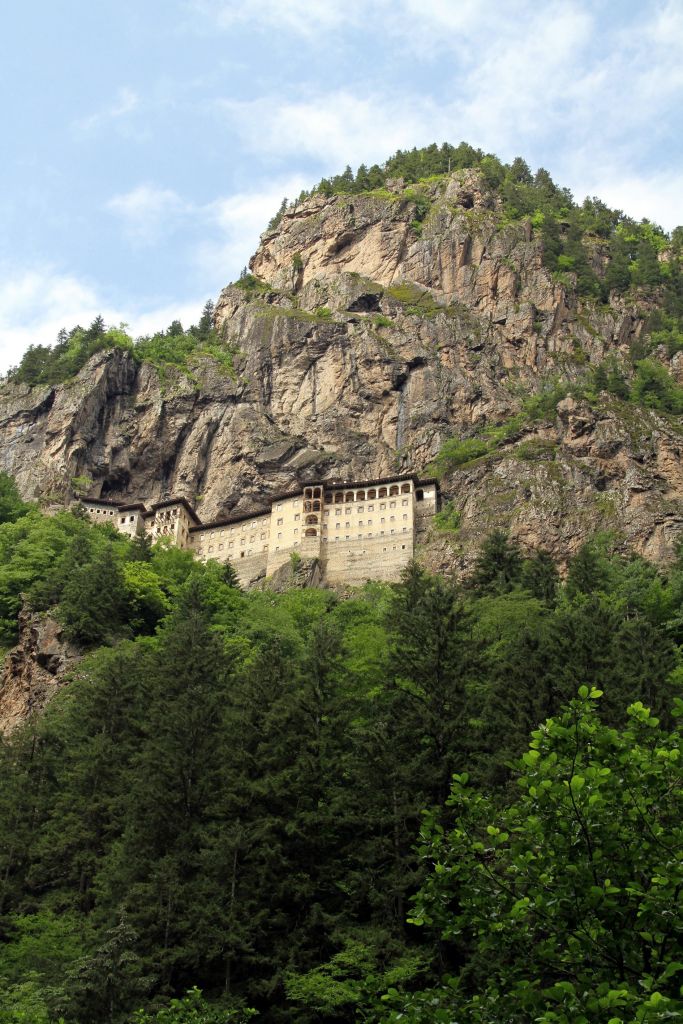 Ολοκληρώνονται οι επισκευές στη Μονή της Παρθένου Μαρίας στη Κερασούντα