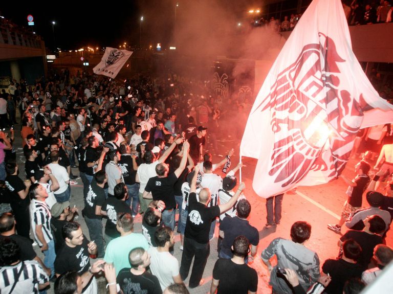 <b>Θεσσαλονίκη</b>Στόχος επίθεσης σύνδεσμος φιλάθλων του ΠΑΟΚ | tovima.gr