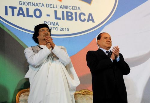 Μπερλουσκόνι: «Ο Καντάφι με θέλει νεκρό»