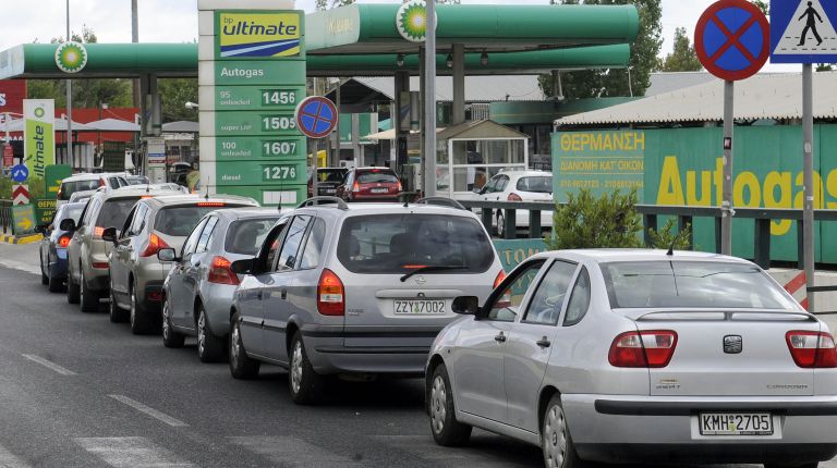 <b> Πλαφόν στα καύσιμα </b>Συνάντηση των βενζινοπωλών με τον γ.γ. Εμπορίου | tovima.gr