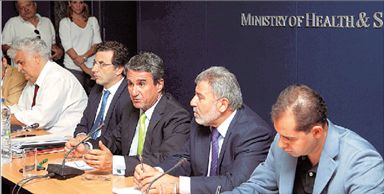 «Στο ψυγείο οι γιατροί που χρηματίζονται»