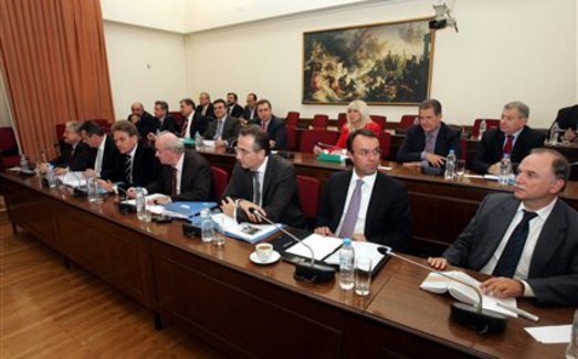 <b>Εξεταστικές Επιτροπές </b>Παρατείνονται οι εργασίες για Siemens, Βατοπαίδι, Ομόλογα | tovima.gr