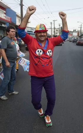 Επανεξελέγη ο κλόουν «Τιριρίκα» στο Κογκρέσο της Βραζιλίας