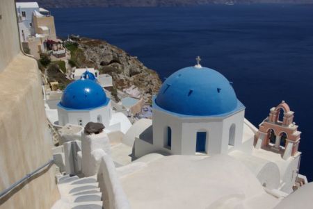 Σαντορίνη: Ξεκινά 12μηνη λειτουργία με 100 ξενοδοχεία ανοιχτά