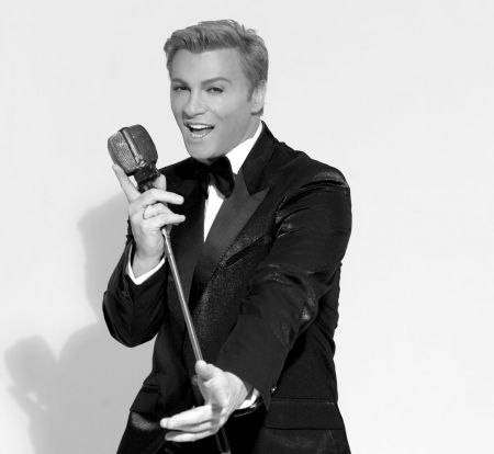 11 ερωτήσεις στον Τάκη Ζαχαράτο