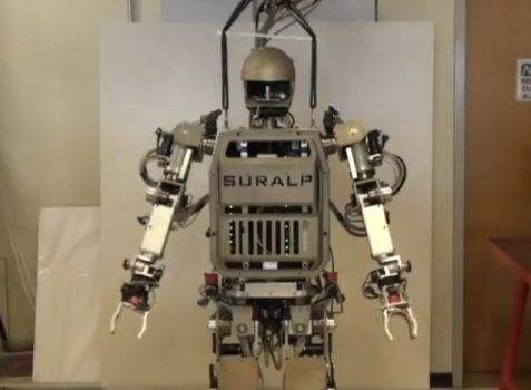 <b>Τουρκία </b>Επιστήμονες κατασκεύασαν το πρώτο ανθρωποειδές ρομπότ στη χώρα