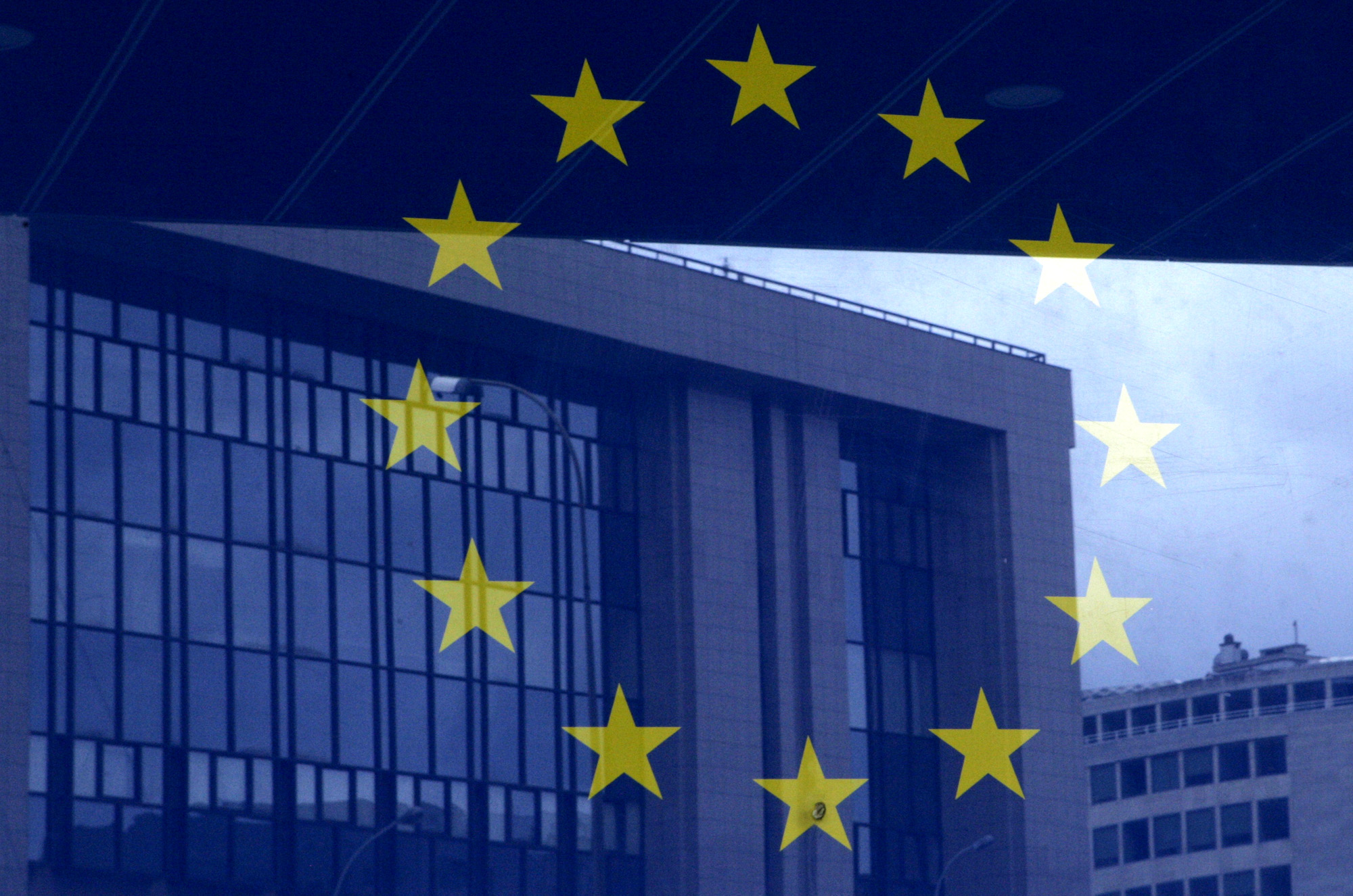 <b>Βρυξέλλες Σύνοδος Κορυφής </b> Διχασμένη η ΕΕ για την αναθεώρηση της Συνθήκης της Λισαβόνας
