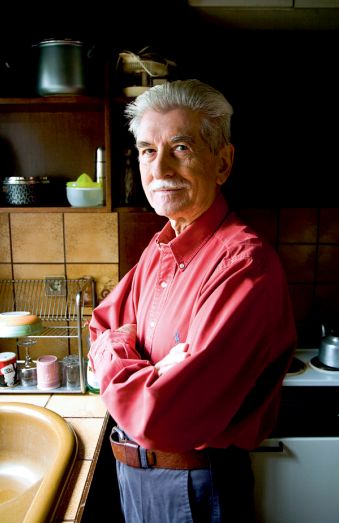 <b>Γιάννης Μπακογιαννόπουλος </b>Κριτικός κινηματογράφου, 75 ετών