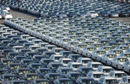 Αντίμετρα από ΕΕ στα σχέδια Τραμπ για επιβολή δασμών στα αυτοκίνητα