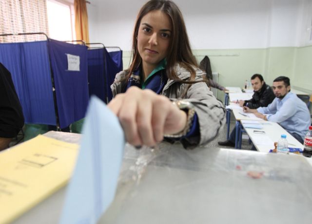 Καβγάς κυβέρνησης – ΣΥΡΙΖΑ για τους 18χρονους ετεροδημότες