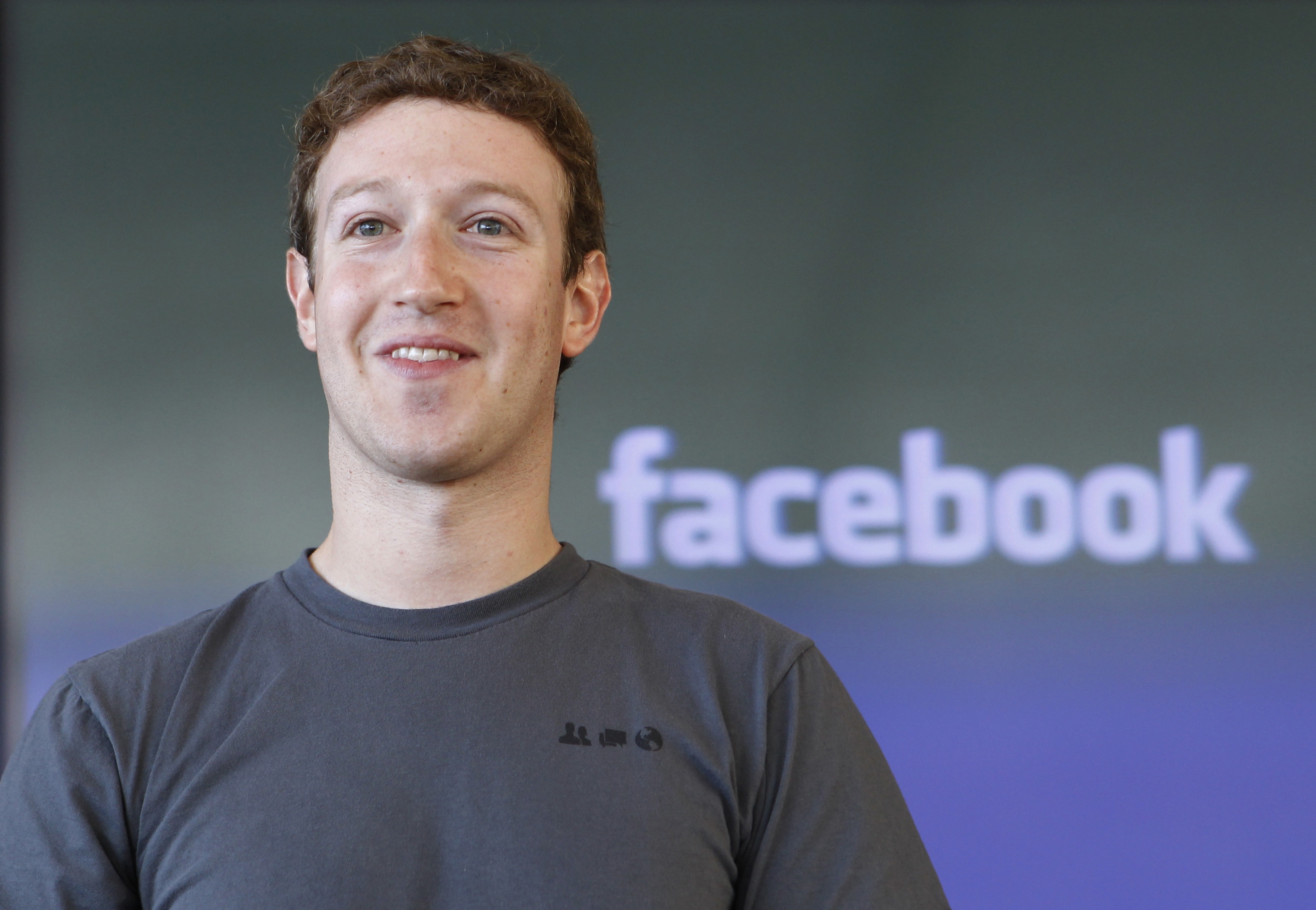 Δισεκατομμυριούχοι οι 6 του Facebook