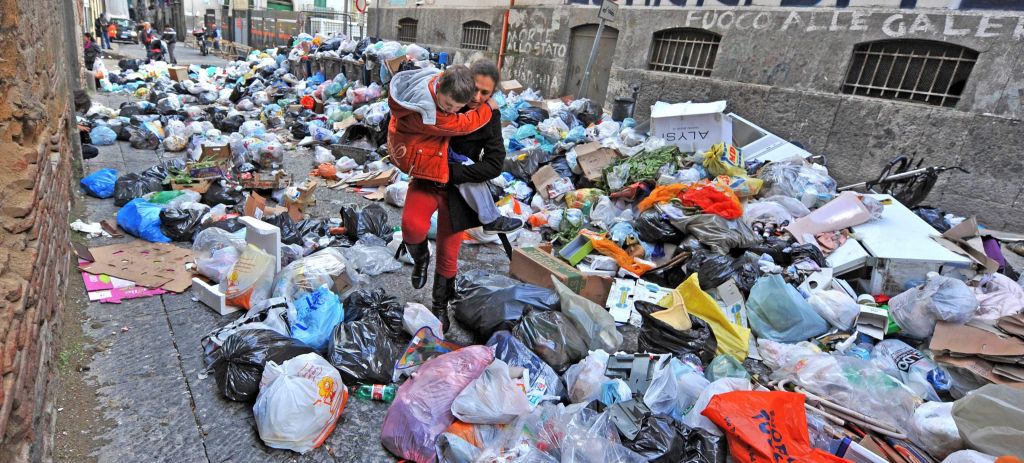 Από τη Νάπολι στη Βεγγάζη