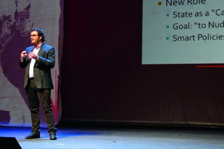 Κυριάκος Πιερρακάκης: O 30άρης της Κεντροαριστεράς