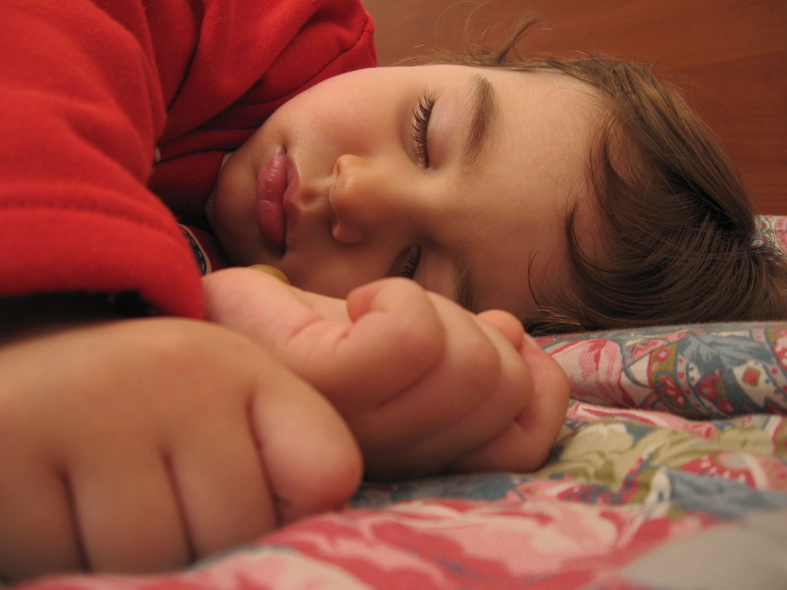Βοηθούν την παιδική μνήμη οι σύντομοι ύπνοι