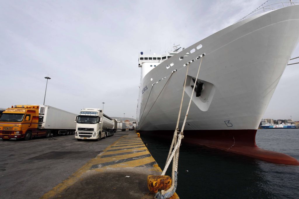 Κατεπείγουσα έρευνα για τα πλαστά πιστοποιητικά των πλοίων