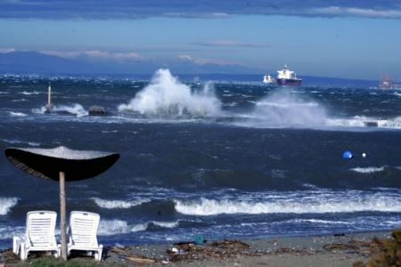 Βελτιώνεται σταδιακά ο καιρός με εξαίρεση Κρήτη και Δωδεκάνησα