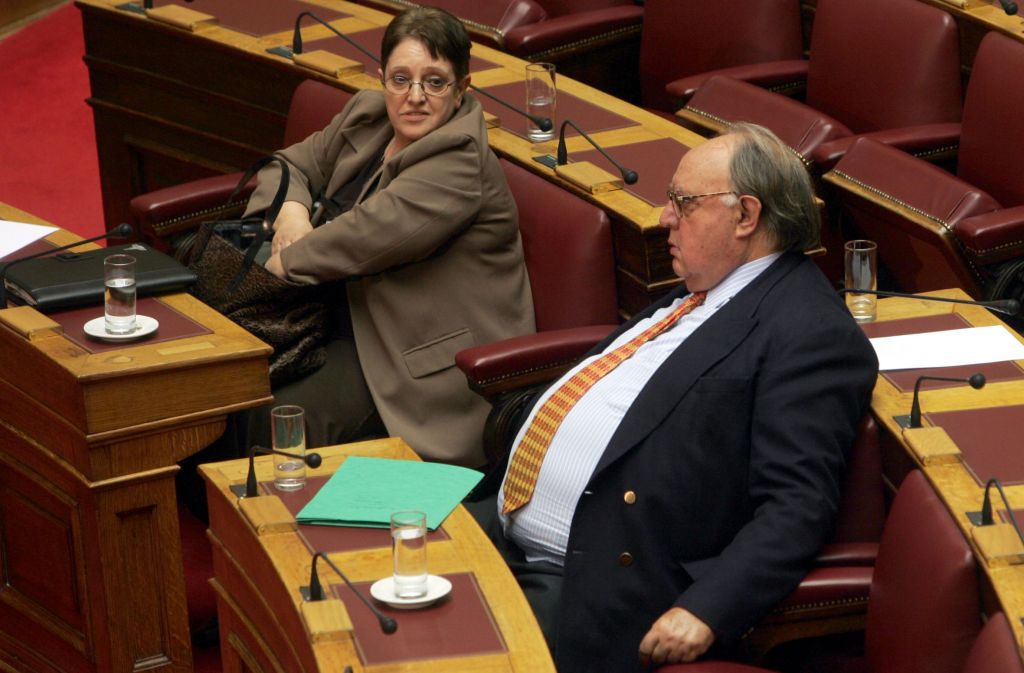 <b>Παπαρήγα – Πάγκαλος </b>Μια προσπάθεια Θόδωρου να σπάσει τον πάγο με την Αλέκα