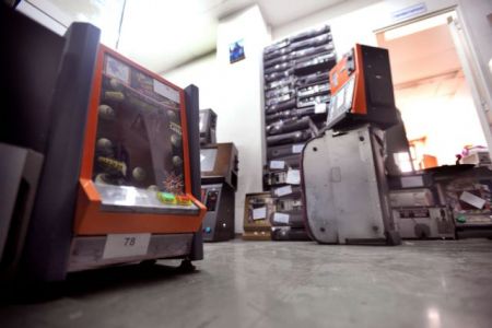 ΕΛ.ΑΣ: Έφοδοι σε καφετέριες που χρησιμοποιούν απαγορευμένα παιχνίδια τζόγου