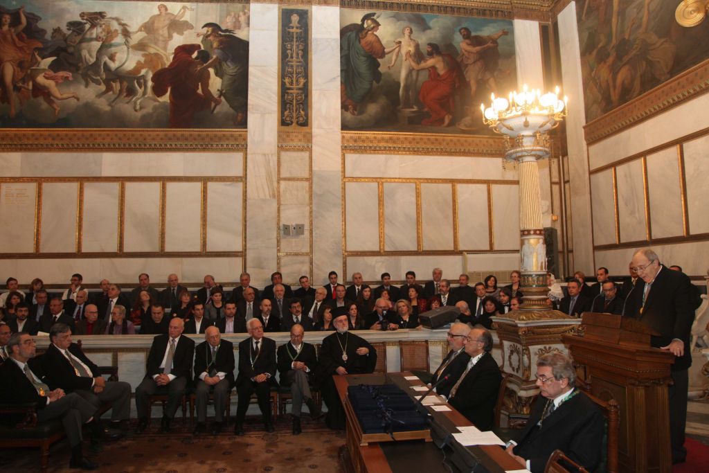 <b>Ακαδημία Αθηνών</b>Απονεμήθηκαν σήμερα τα βραβεία του 2010 – Βραβεύτηκαν Ζυράννα Ζατέλη και Αλκη Ζέη για το σύνολο του έργου τους