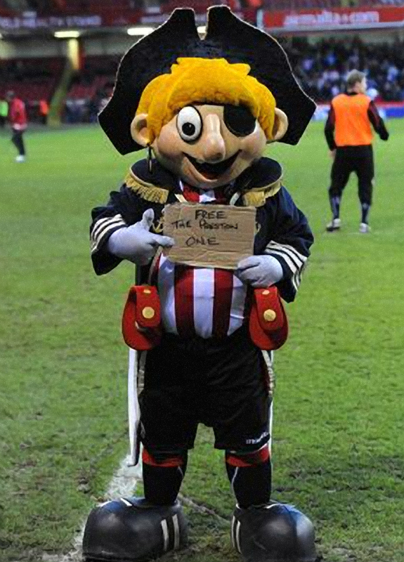 <b>Αγγλία </b>Πειρατές και… πάπιες καθυστερούν την έναρξη αγώνων