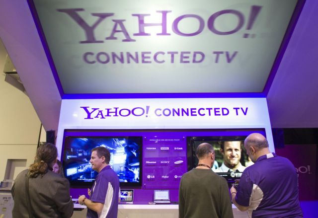 Η Yahoo μήνυσε το Facebook