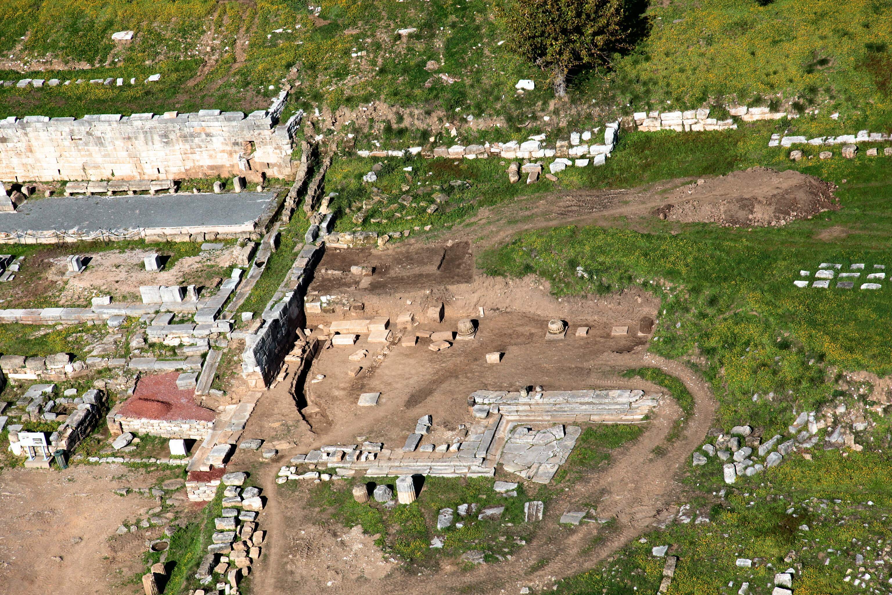 Αναστηλώνεται το αρχαίο θέατρο της Μεσσήνης  ως το τέλος του 2011