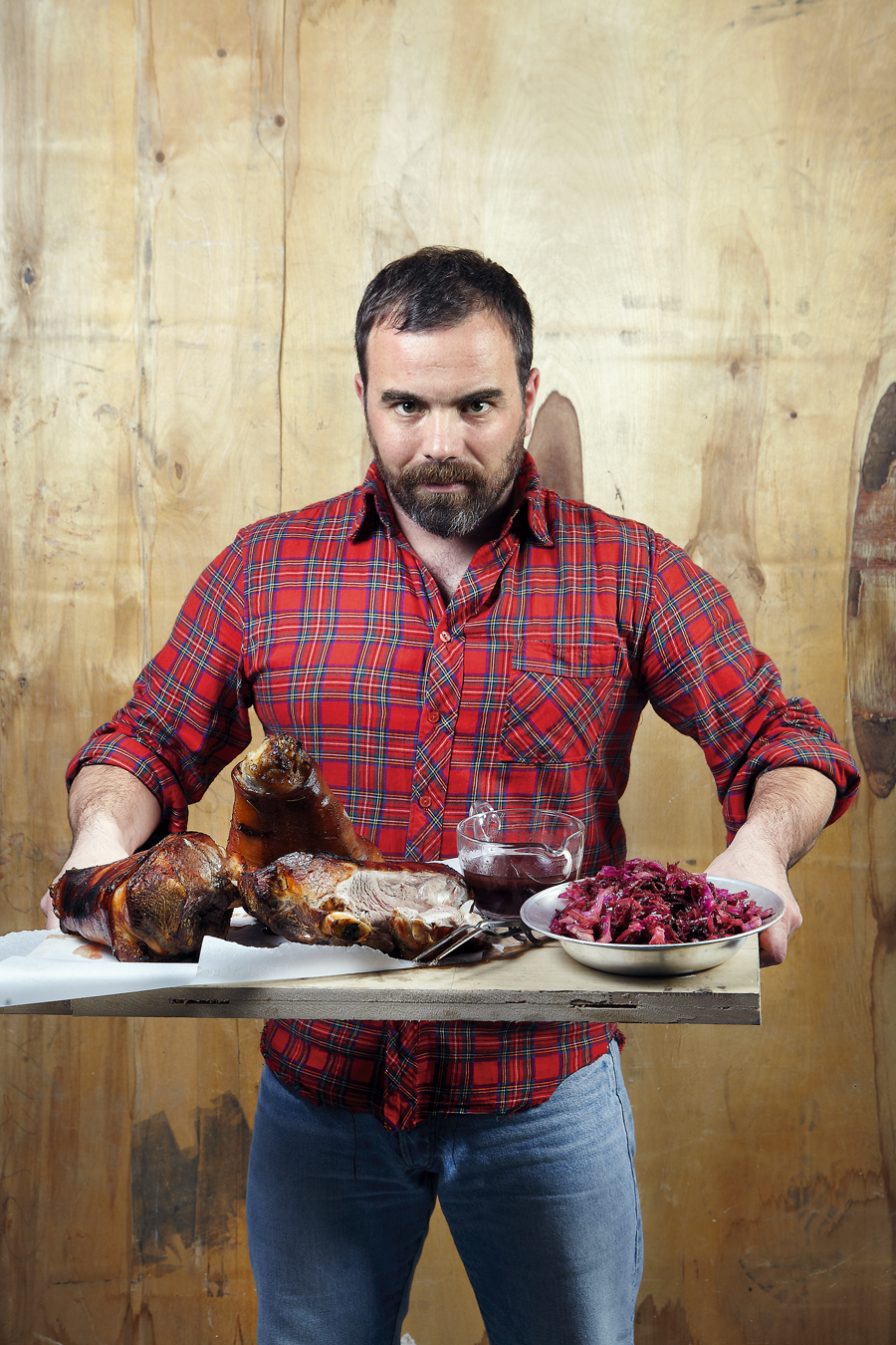 Χοιρινά κότσια με κρασί και μέλι