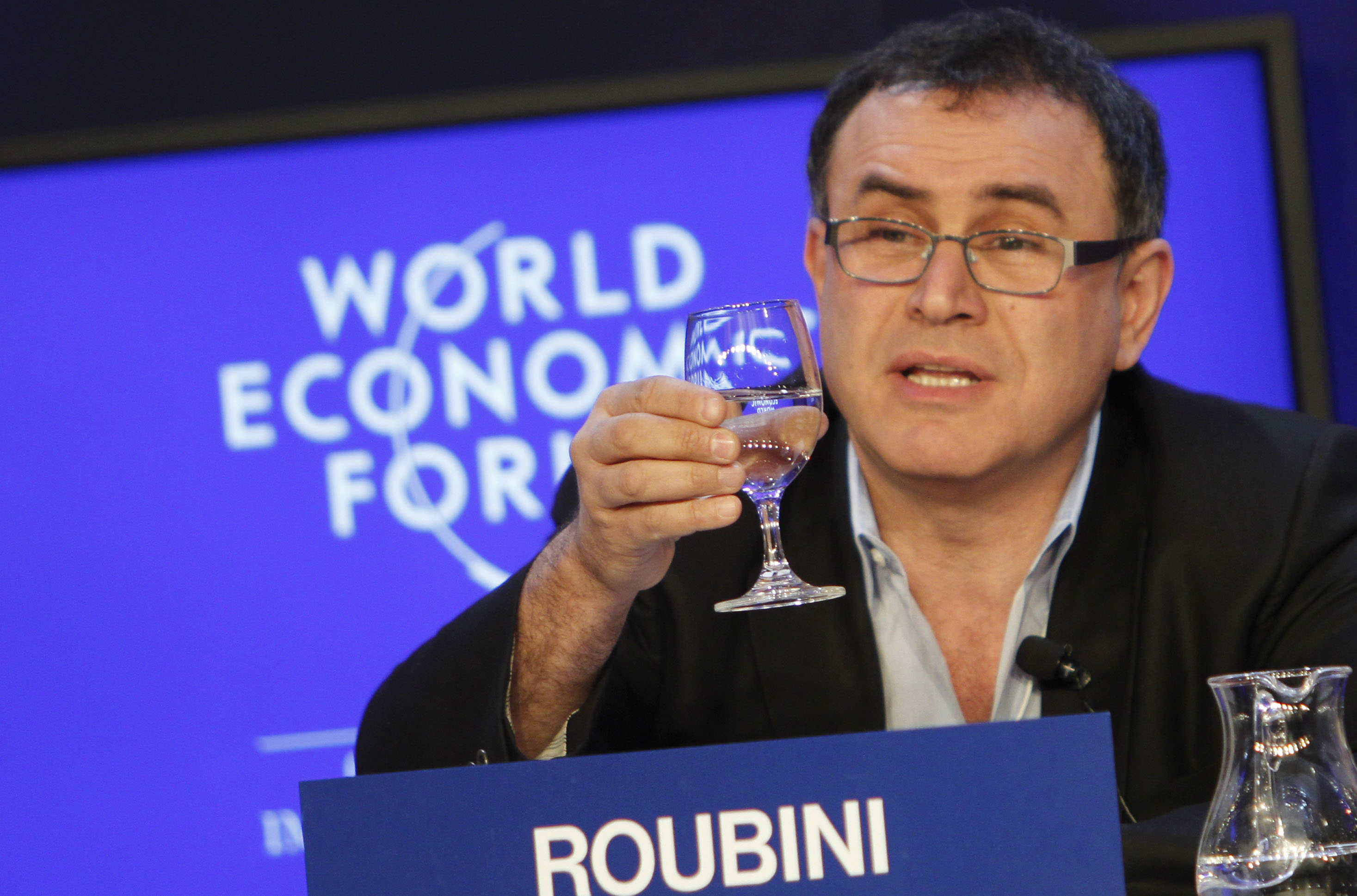 Νουριέλ Ρουμπινί: «Η Ευρώπη είναι μια ωρολογιακή βόμβα»