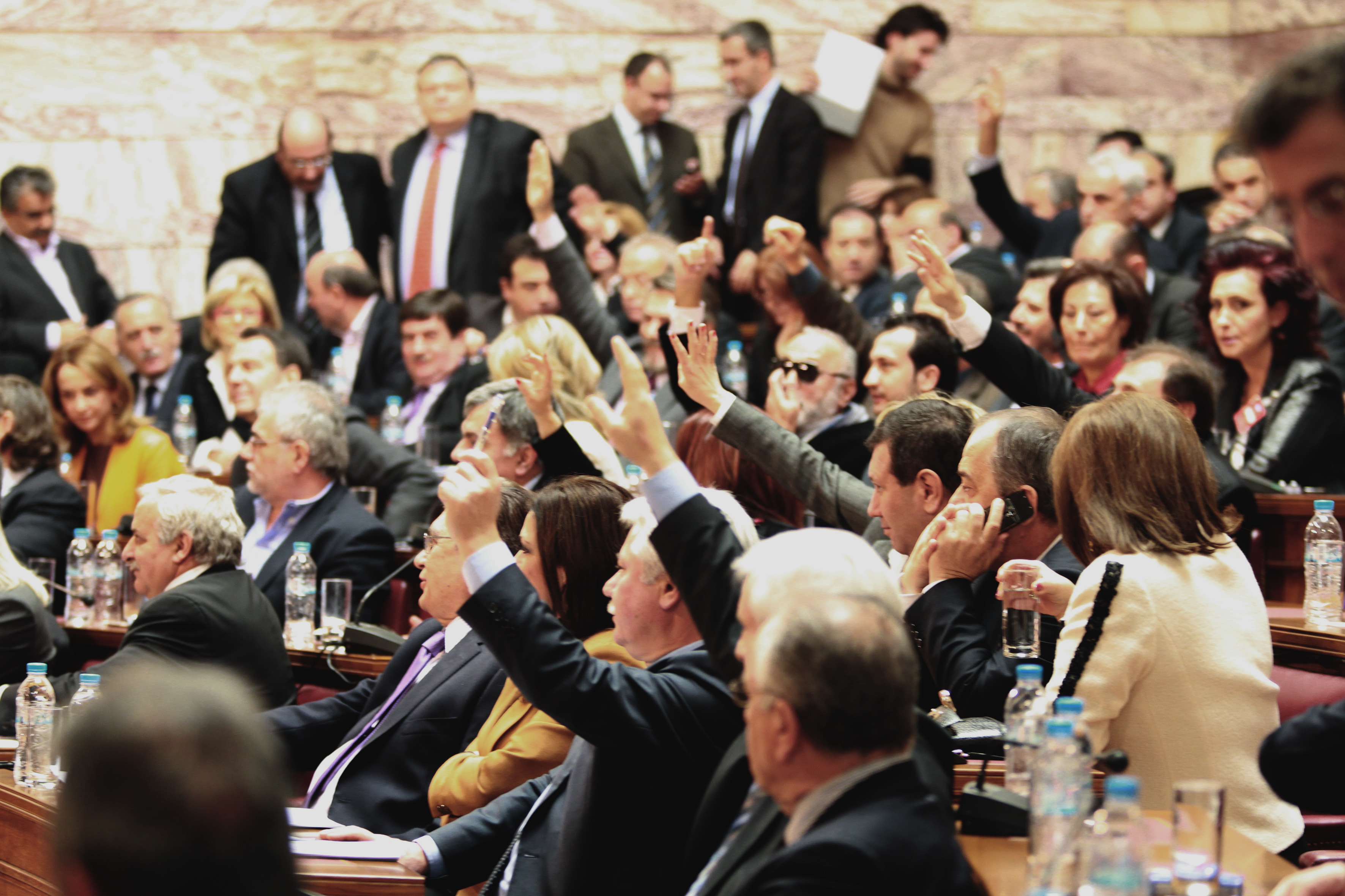 Σε αναμμένα κάρβουνα οι βουλευτές του ΠαΣοΚ