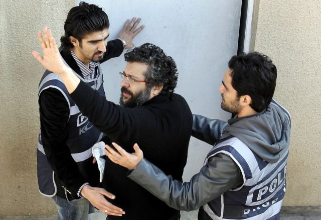 Τουρκία: Η κυβέρνηση έχει στείλει στο κελί 61 δημοσιογράφους