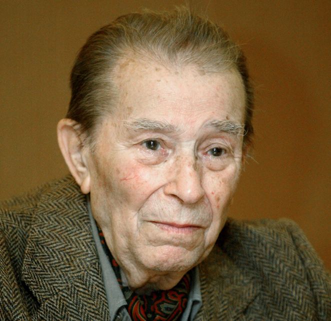 <b>Ιάκωβος Καμπανέλλης </b>«Μαουτχάουζεν» στα γερμανικά