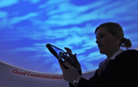 Μονόδρομος οι συγχωνεύσεις στις τηλεπικοινωνίες