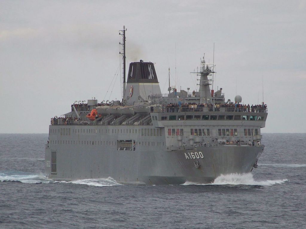 Τουρκική φρεγάτα στα ελληνικά χωρικά ύδατα την Δευτέρα