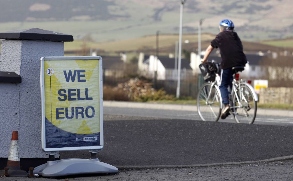 Μείωση των επιτοκίων στην Ιρλανδία προβλέπει ο κ. Ρεν