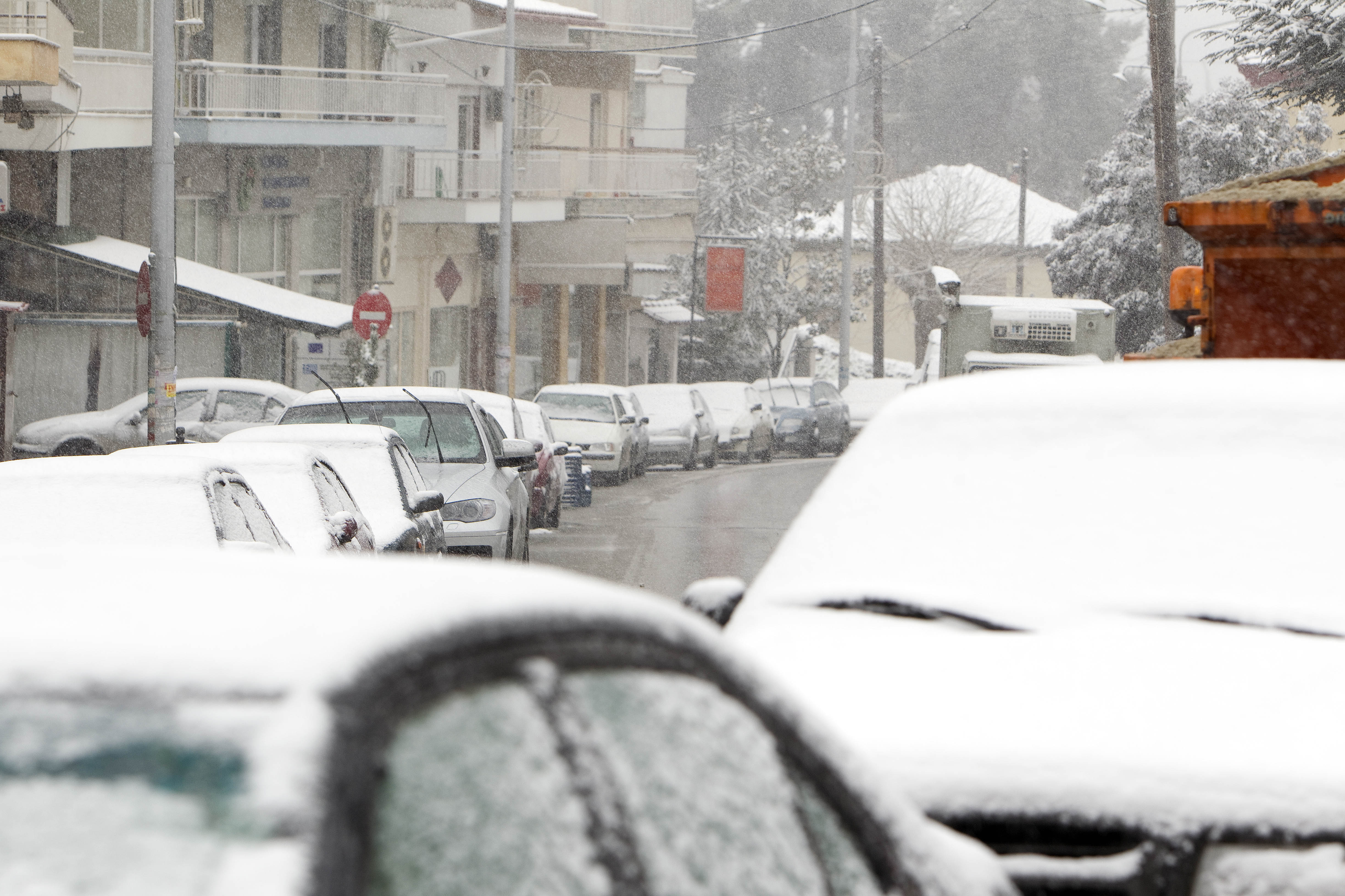 Χωρίς ρεύμα – κλειστά σχολεία λόγω χιονιά