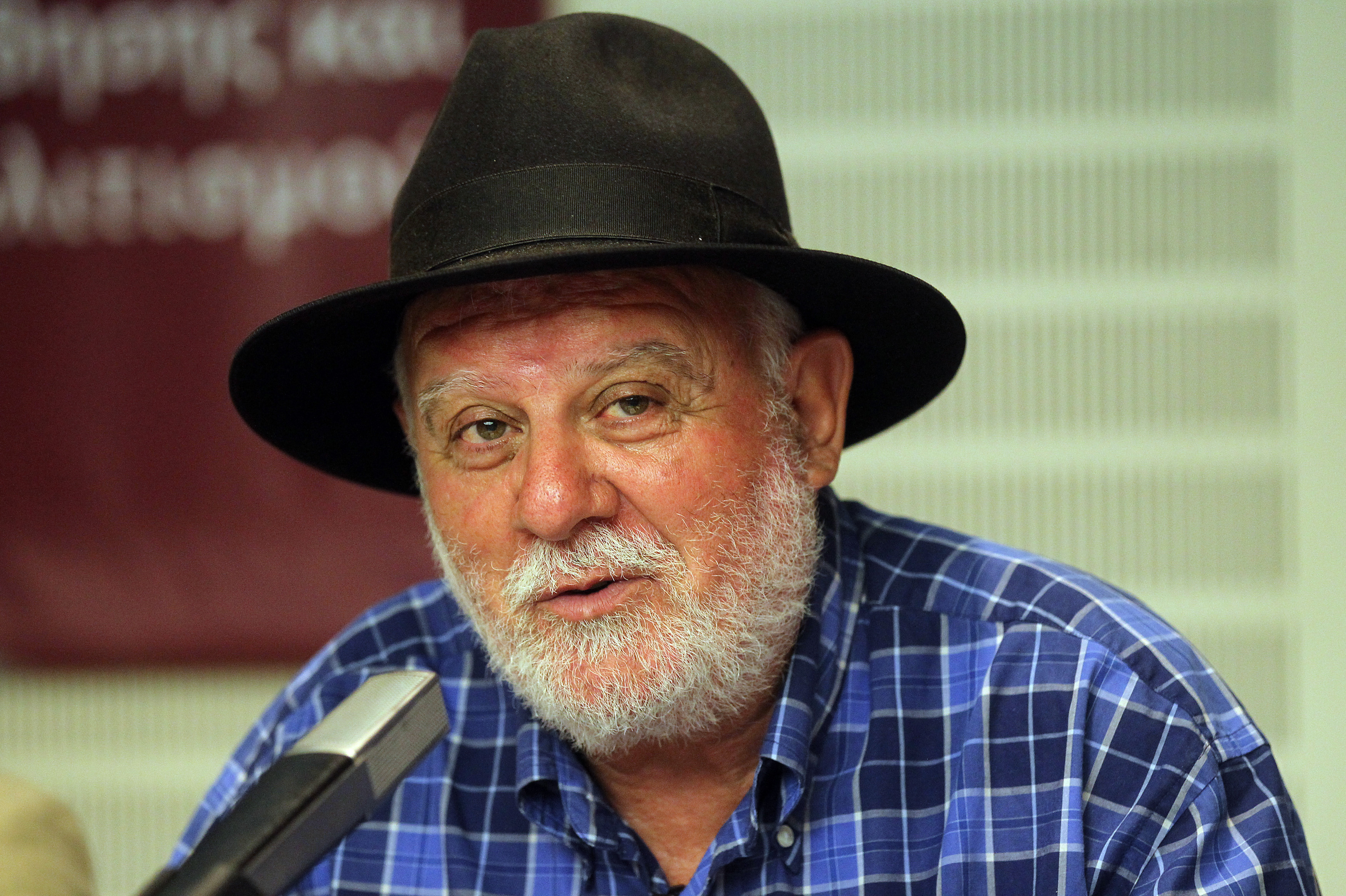 Μανώλης Ρασούλης: Η αυτοβιογραφία