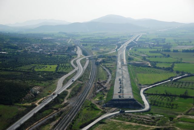 Στα 5,7 εκ. ευρώ οι αμοιβές συμβούλων για τους αυτοκινητόδρομους