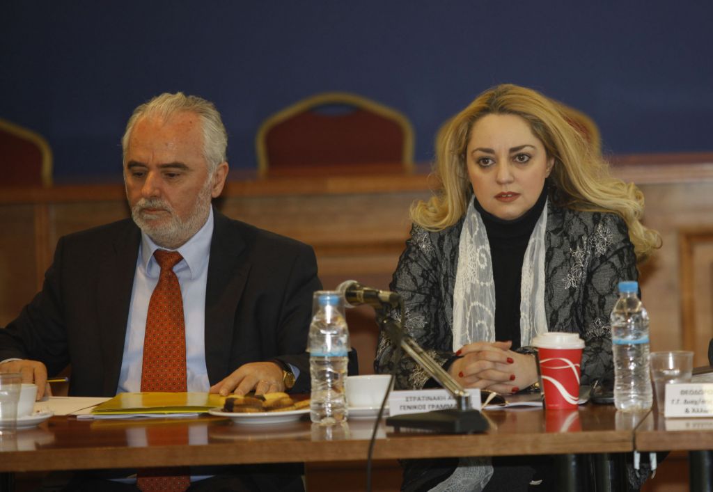 Η κυρία Αννα Στρατινάκη νέα γραμματέας του υπουργείου Εργασίας