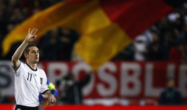 Εντυπωσιακή η Γερμανία, θεαματικό γκολ του Ρόμενταλ στα προκριματικά του Euro 2012